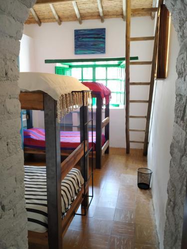 Hostal Hostel Once Once