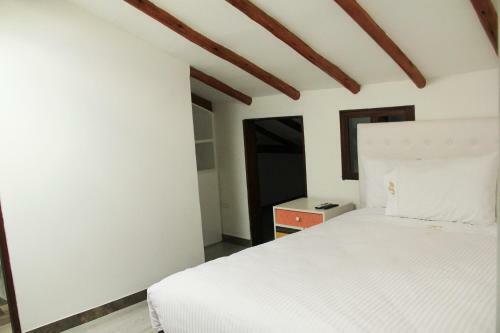 Hotel Miracle