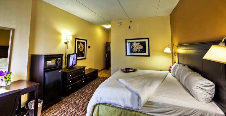 Hotel Hampton Inn & Suites Cleveland-airport