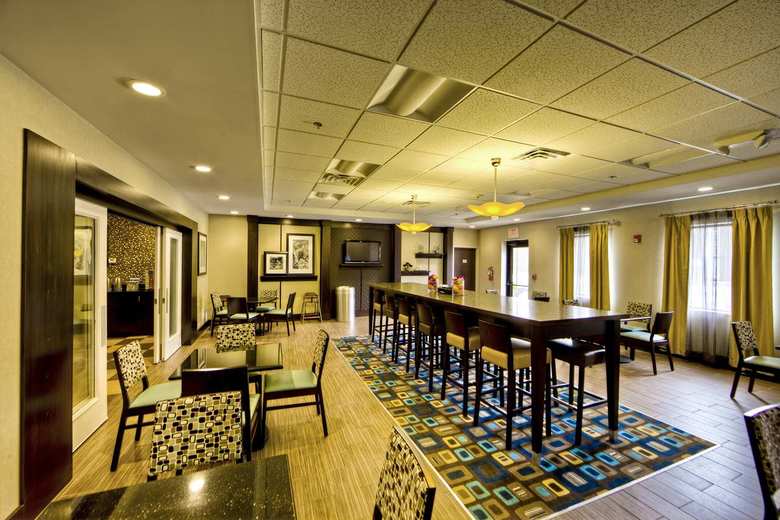 Hotel Hampton Inn & Suites Cleveland-airport