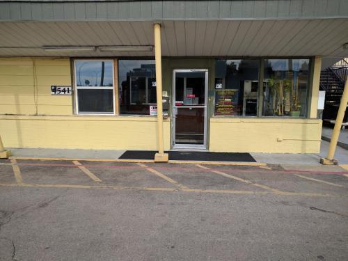 Hotel Budget Inn & Suites
