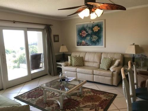 Apartamento First Floor Beachfront Condo #125270
