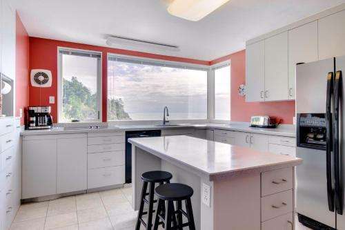 Seascape Panorama House