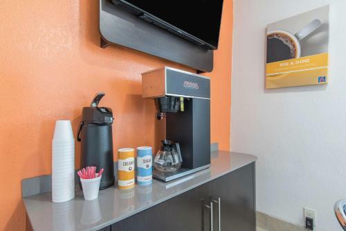 Hotel Motel 6 Orange - Anaheim