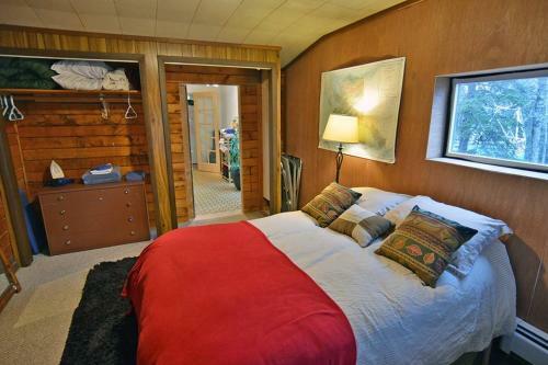 Alaskan Homestead And Ecolodge, Jupiter Garden