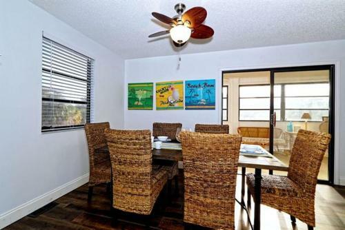 Beach To Bay Getaway Home