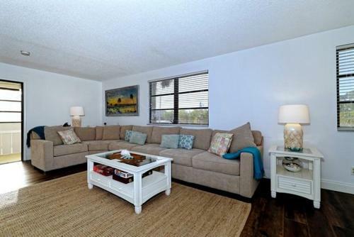 Beach To Bay Getaway Home