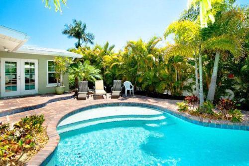 Pretty Palms