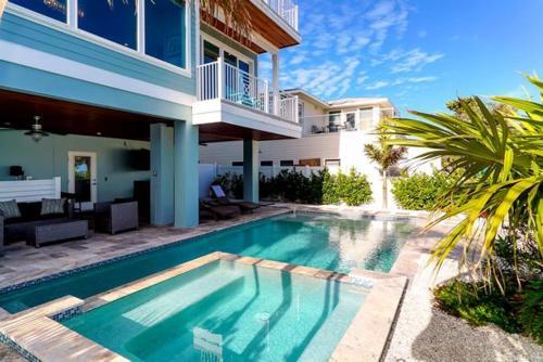 Pier To Pier Paradise Home