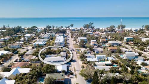 Aquaville B - Three Bedroom Home