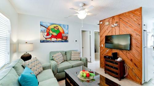 Aquaville B - Three Bedroom Home