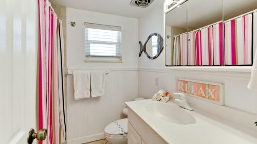 Coastal Cottage - Three Bedroom Home
