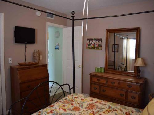 Blue Dolphin Inn - Ibis Townhouse