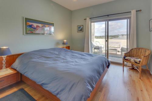 Beachside Condo Getaway