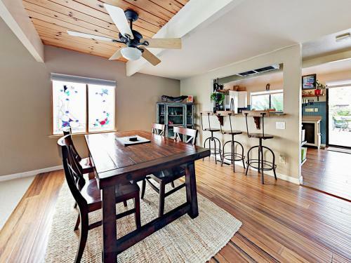 151 Farallon Ct Townhouse