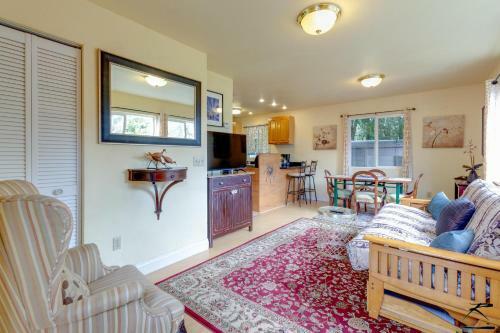 Little Blue House - Cute, Cozy, Minutes From Downtown Arcata