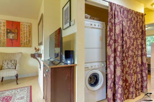 Little Blue House - Cute, Cozy, Minutes From Downtown Arcata
