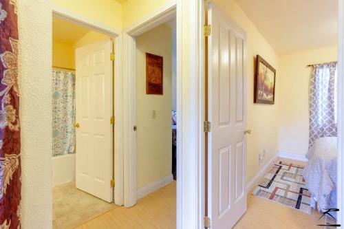 Little Blue House - Cute, Cozy, Minutes From Downtown Arcata