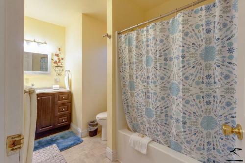 Little Blue House - Cute, Cozy, Minutes From Downtown Arcata