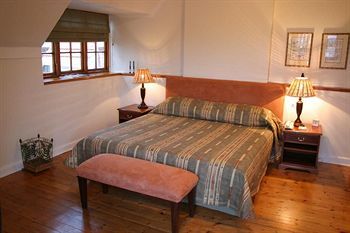 Artemisia - Women Only Hotel