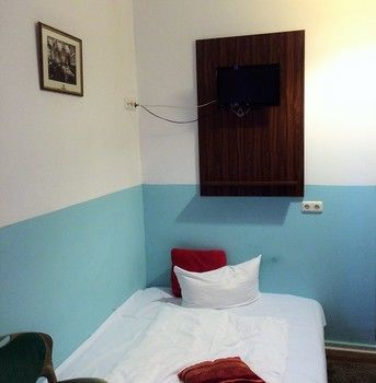 Hotel Berlin Overnight