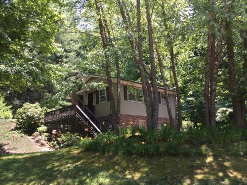 Rose Hill Country Cottage