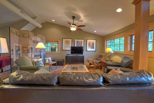 Eagle's Wing Lodge Home