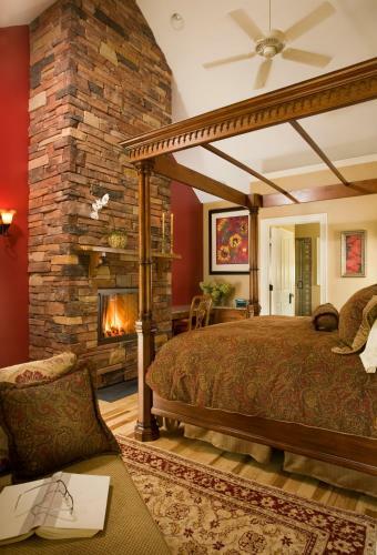 Bed & Breakfast 1889 Whitegate Inn & Cottage