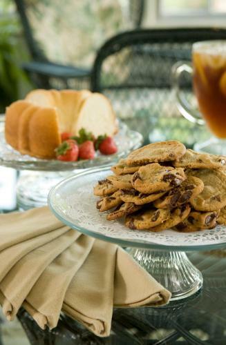 Bed & Breakfast 1889 Whitegate Inn & Cottage