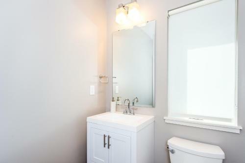 233 Short Coxe Townhouse Unit 8