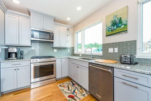 233 Short Coxe Townhouse Unit 8