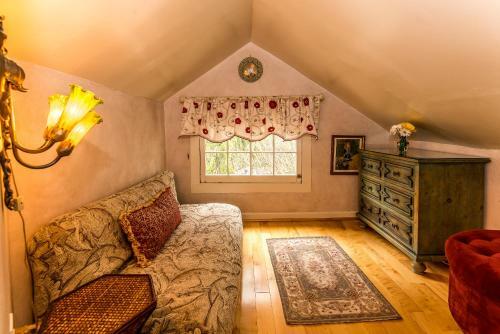 Cumberland Falls Bed & Breakfast Inn
