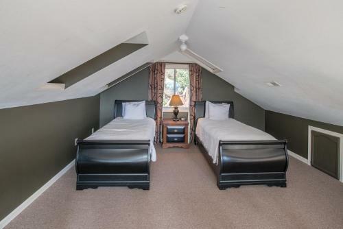 Woodlands Chalet