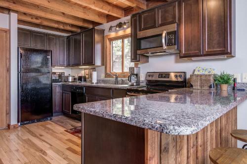 Suzies Cabin