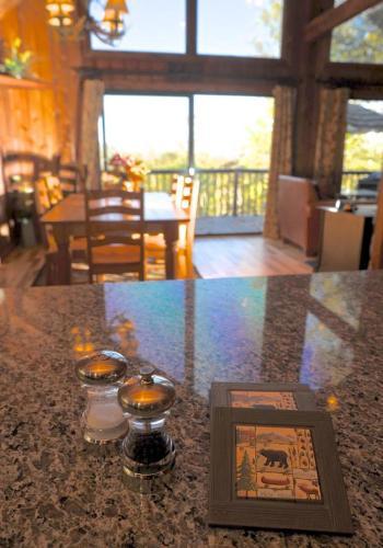 Suzies Cabin