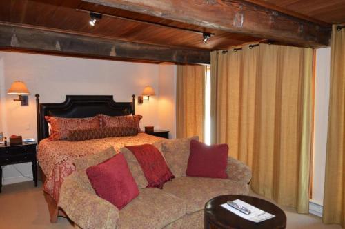 Chateau Roaring Fork Unit 9