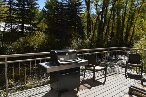 Chateau Roaring Fork Unit 9