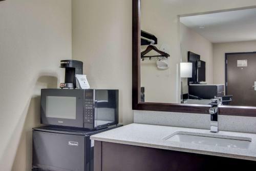 Motel Quality Inn & Suites Athens University Area