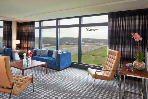 Kimpton Overland Hotel
