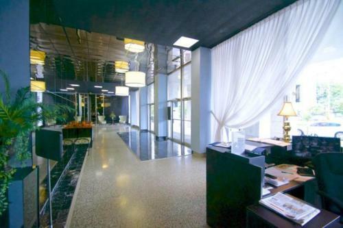 Apartamento Downtown 1 Bedroom Apt 605