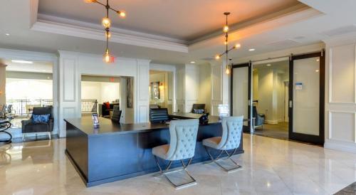 Midtown 810 By Homecomfortstay