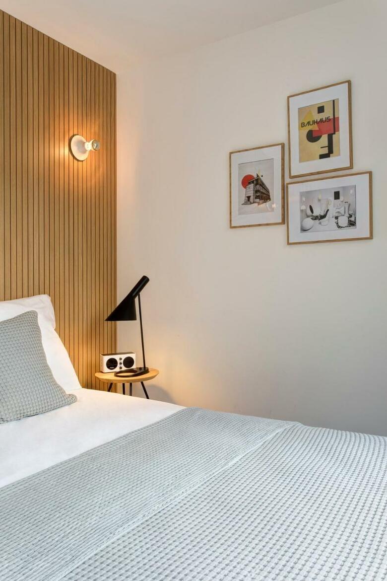 Vintage Hotel