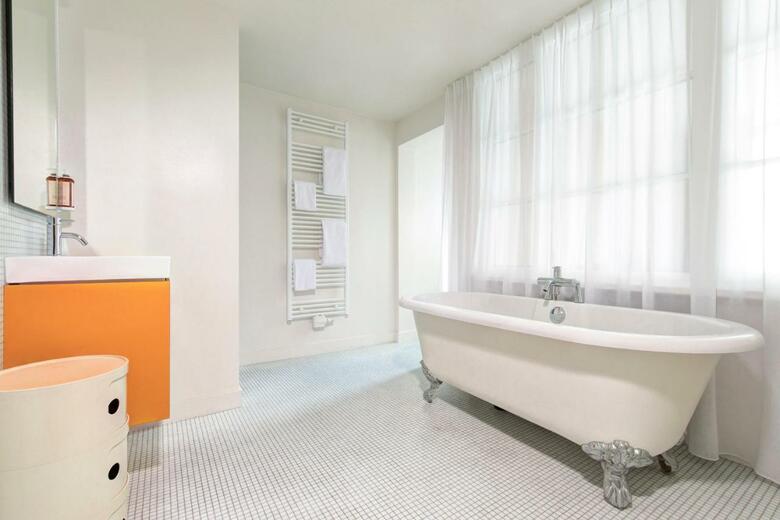 Vintage Hotel