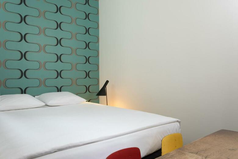 Vintage Hotel