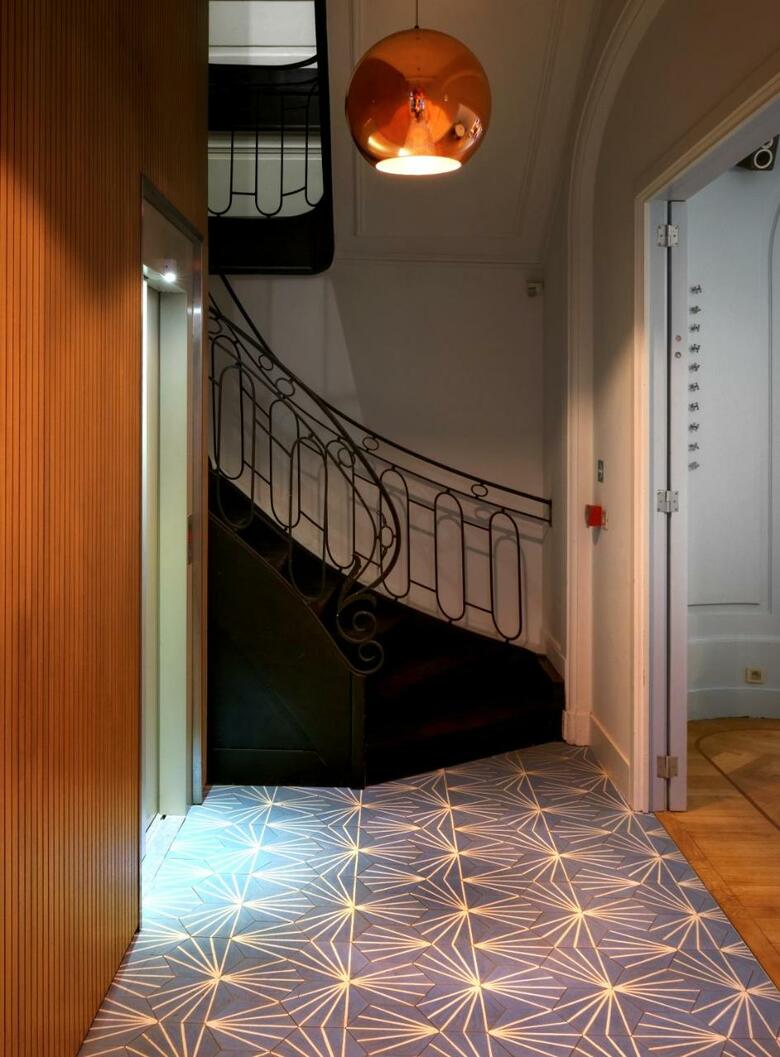 Vintage Hotel