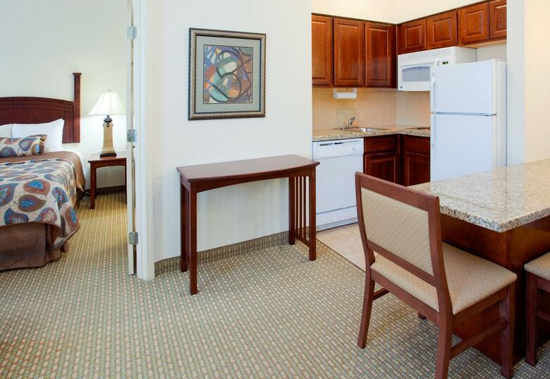 Hotel Staybridge Suites Durham-chapel Hill-rtp