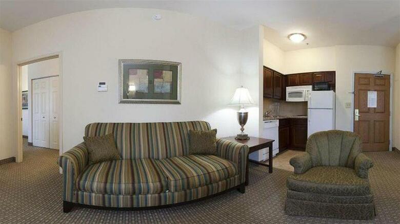 Hotel Staybridge Suites Durham-chapel Hill-rtp