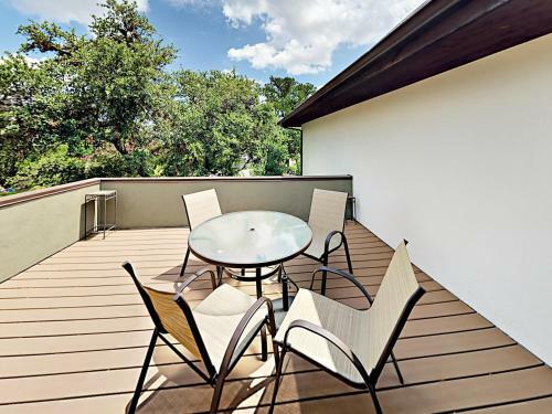 Apartamento 2111 Melridge Place Townhouse