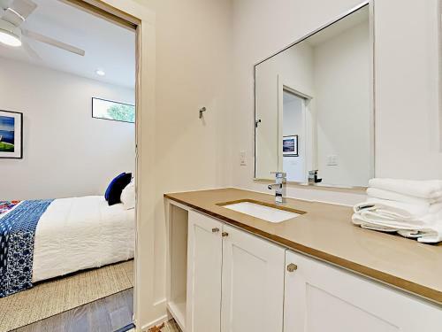 Apartamento 606 W Johanna Street Duplex Unit A Apts
