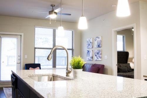 Dormigo Eastside Apartment 10